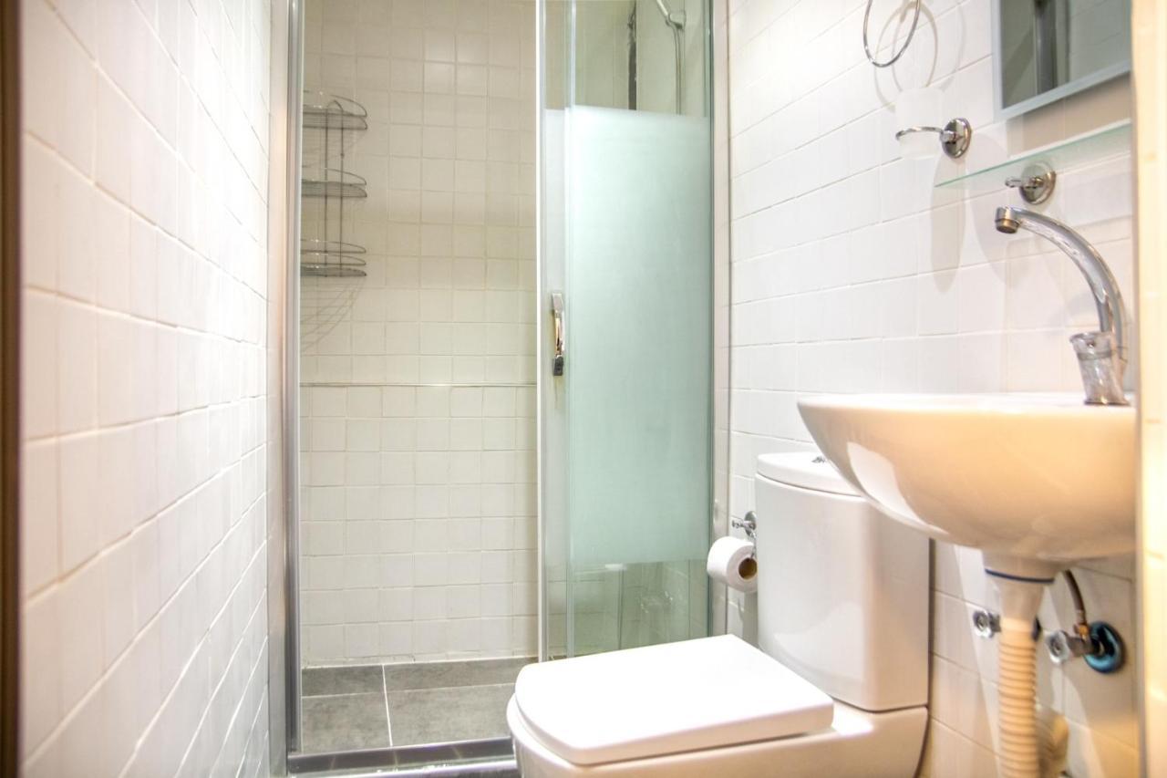 イズミルInvigorating Studio Flat Near Kordon In Alsancakアパートメント エクステリア 写真